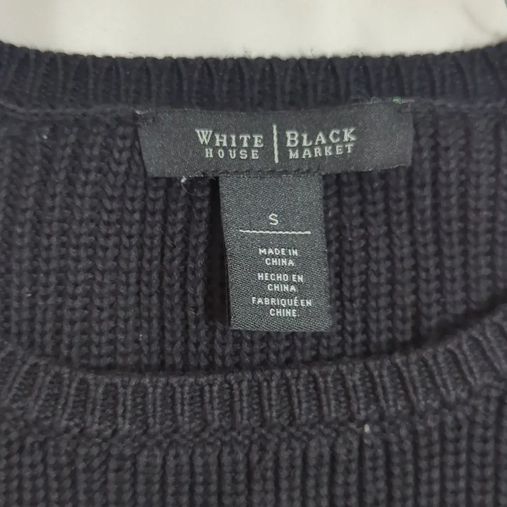 White House Black Market Black Cropped Crewneck Sweater - Picture 14 of 15